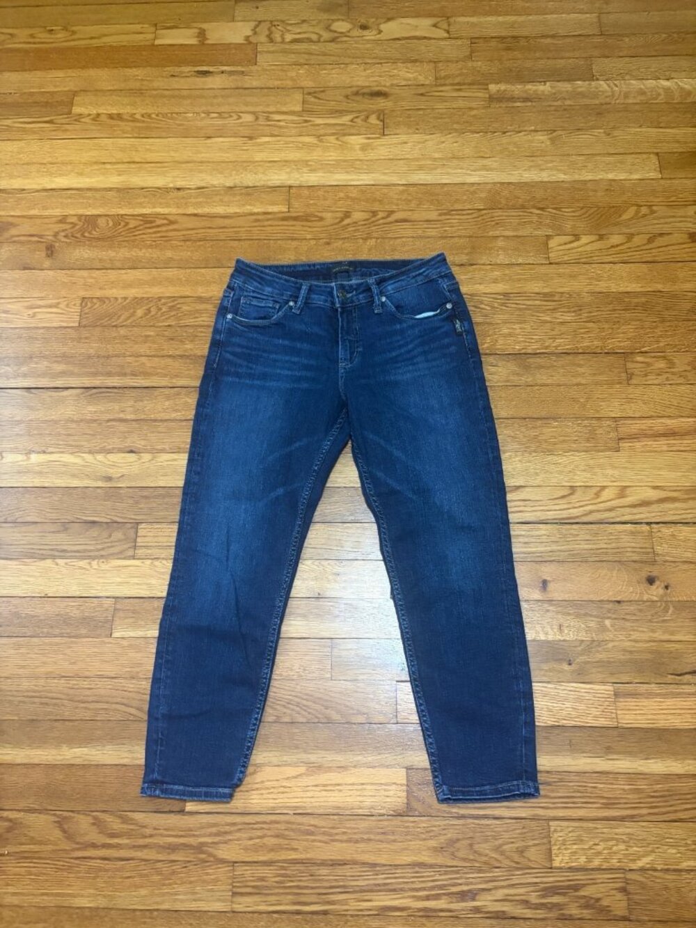 Silver Suki Skinny Crop Jeans Women’s Size 30 30x25 Blue Dark Wash Stretch Denim